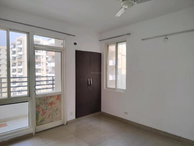 2.5 BHK Apartment in Noida Extension for resale Greater Noida. The reference number is 19612652