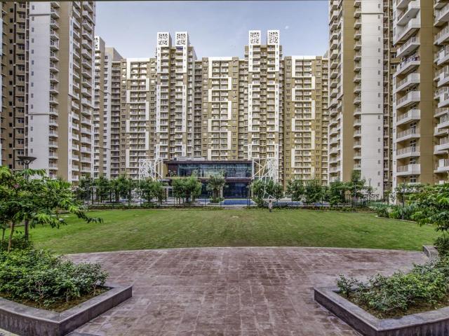 2.5 BHK Apartment in Noida Extension for resale Greater Noida. The reference number is 20732978