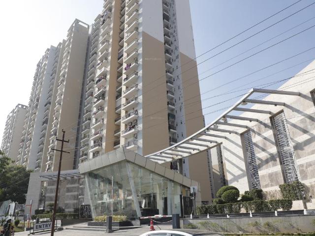 2.5 BHK Apartment in Noida Extension for resale Greater Noida. The reference number is 20859196