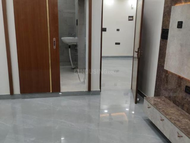 2.5 BHK Apartment in Pitampura for resale New Delhi. The reference number is 18199154