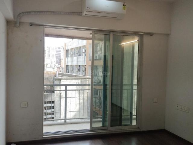 2.5 BHK Apartment in Santacruz East for rent Mumbai. The reference number is 20309335