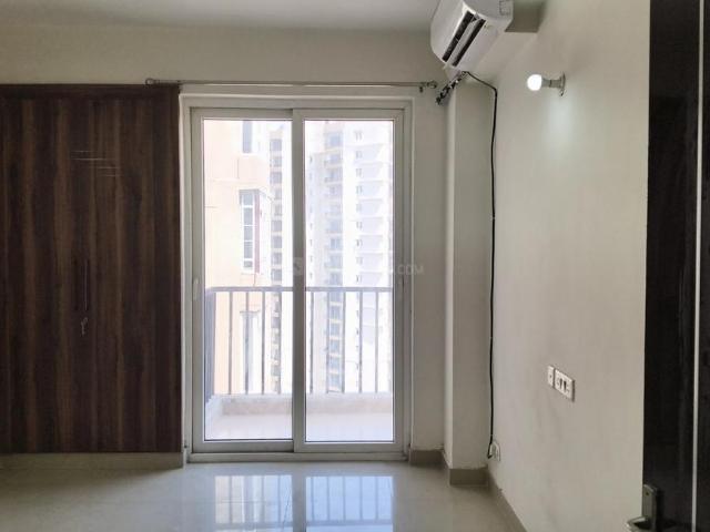 2.5 BHK Apartment in Sector 107 for rent Noida. The reference number is 20175846