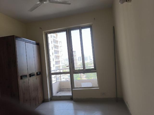 2.5 BHK Apartment in Sector 103 for rent Gurgaon. The reference number is 20091162