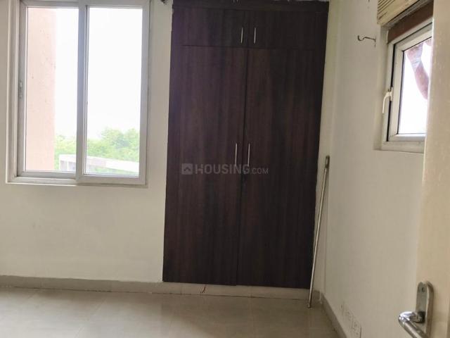 2.5 BHK Apartment in Sector 120 for rent Noida. The reference number is 19980300