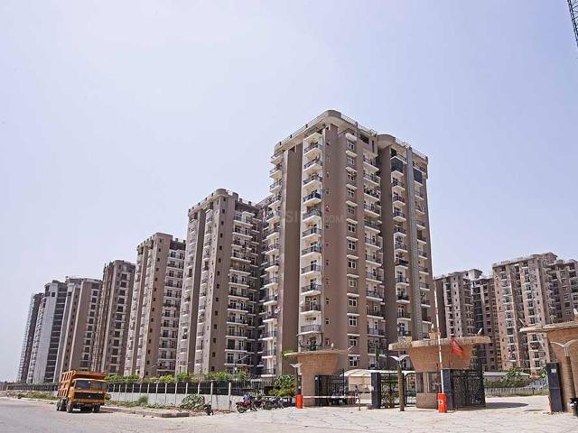 2.5 BHK Apartment in Sector 120 for resale Noida. The reference number is 20960944