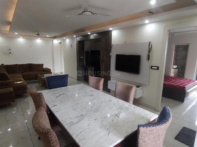 2.5 BHK Apartment in Sector 137 for rent Noida. The reference number is 19509536