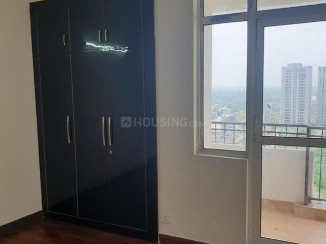 2.5 BHK Apartment in Sector 137 for rent Noida. The reference number is 20077155