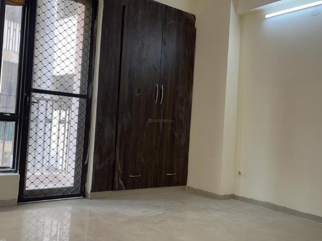 2.5 BHK Apartment in Sector 137 for rent Noida. The reference number is 20253121