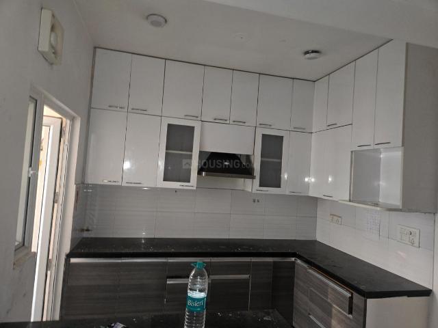 3 BHK Apartment in Sector 137 for resale Noida. The reference number is 20583229