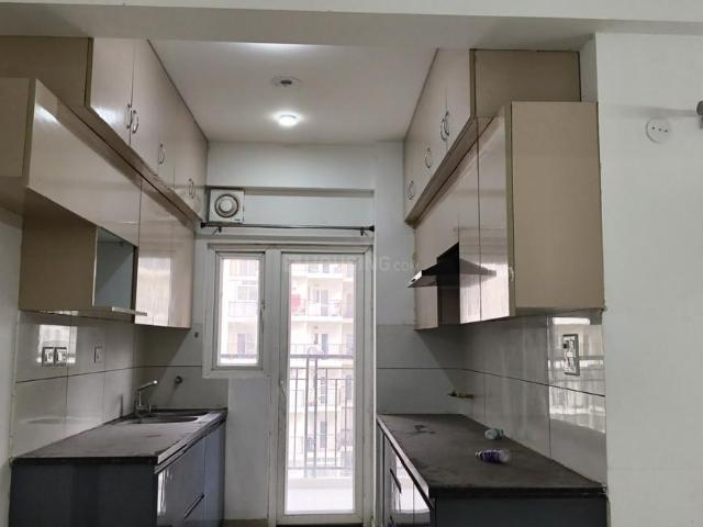 2.5 BHK Apartment in Sector 144 for rent Noida. The reference number is 18443032