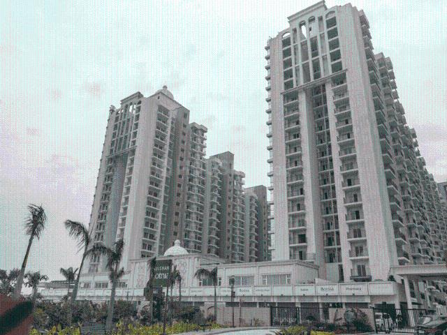 2.5 BHK Apartment in Sector 144 for resale Noida. The reference number is 20200940