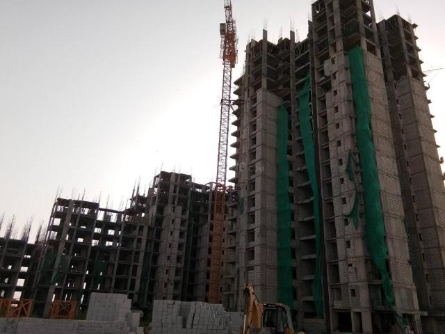 2.5 BHK Apartment in Sector 143 for resale Noida. The reference number is 20165798