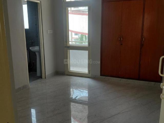 2.5 BHK Apartment in Sector 15 for rent Gurgaon. The reference number is 20373273