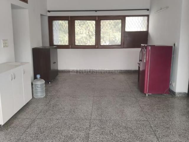 2.5 BHK Apartment in Sector 29 for resale Noida. The reference number is 19950956