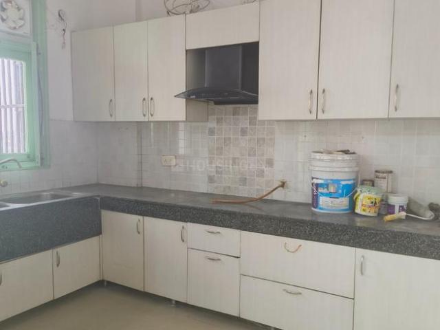 2.5 BHK Apartment in Sector 31 for rent Gurgaon. The reference number is 19974865