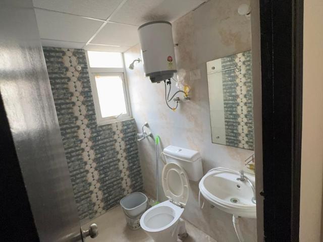 2.5 BHK Apartment in Sector 36 for rent Sohna. The reference number is 20623905