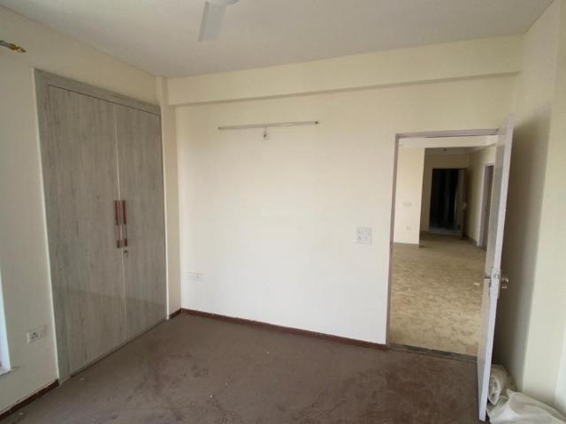 2.5 BHK Apartment in Sector 37C for rent Gurgaon. The reference number is 19945561