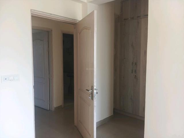 2.5 BHK Apartment in Sector 37D for rent Gurgaon. The reference number is 19327382