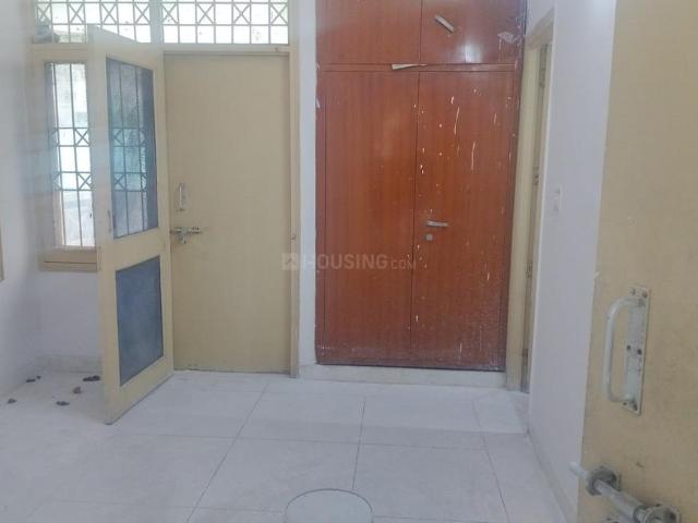 2.5 BHK Apartment in Sector 7 Dwarka for rent New Delhi. The reference number is 20737287