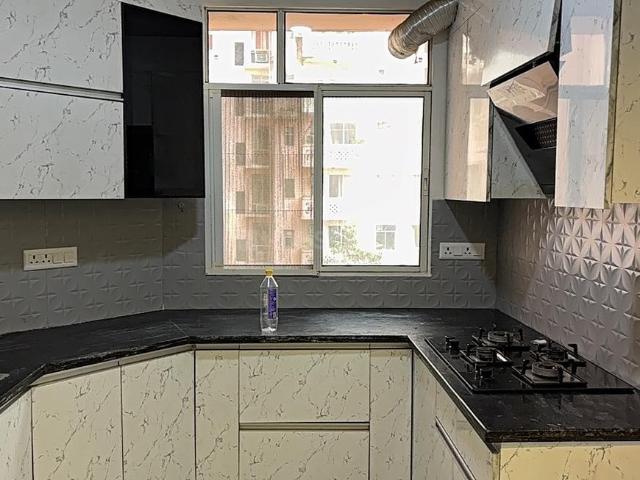 2.5 BHK Apartment in Sector 53 for rent Gurgaon. The reference number is 18945038