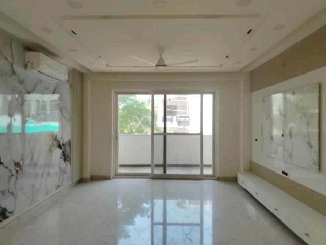 2.5 BHK Apartment in Sector 57 for resale Gurgaon. The reference number is 19263359