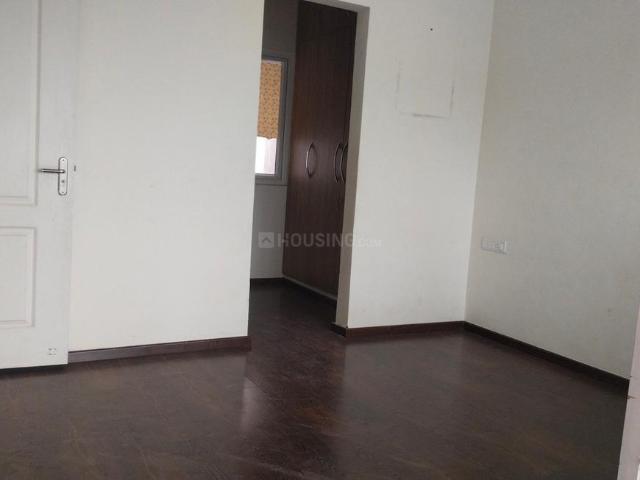 2.5 BHK Apartment in Sector 70 for rent Gurgaon. The reference number is 20594175