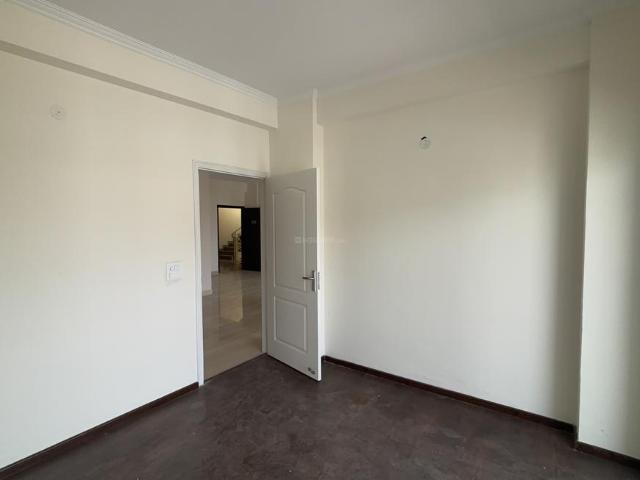 2.5 BHK Apartment in Sector 70 for resale Gurgaon. The reference number is 20282142