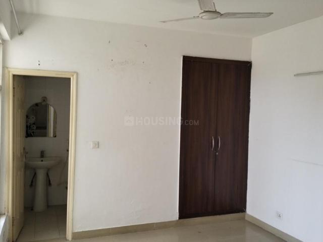 2.5 BHK Apartment in Sector 74 for rent Noida. The reference number is 20453551
