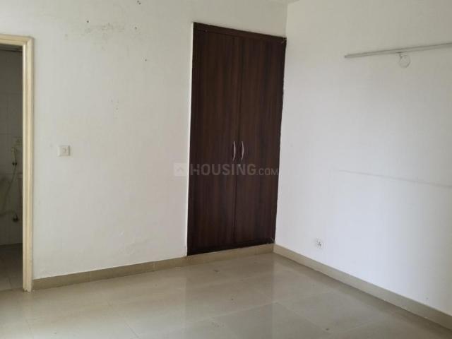 2.5 BHK Apartment in Sector 74 for rent Noida. The reference number is 20453713