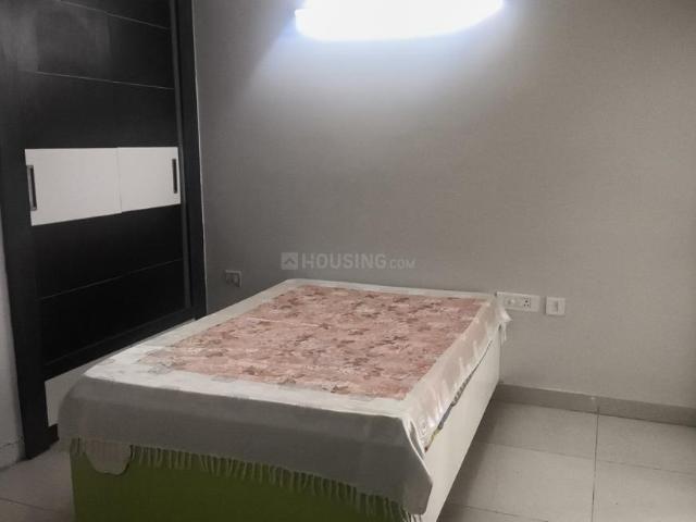 2.5 BHK Apartment in Sector 74 for rent Noida. The reference number is 20322407