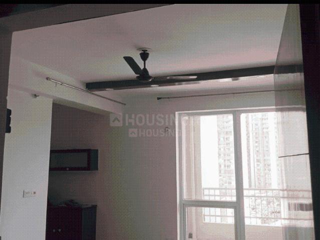 2.5 BHK Apartment in Sector 74 for resale Noida. The reference number is 20090250