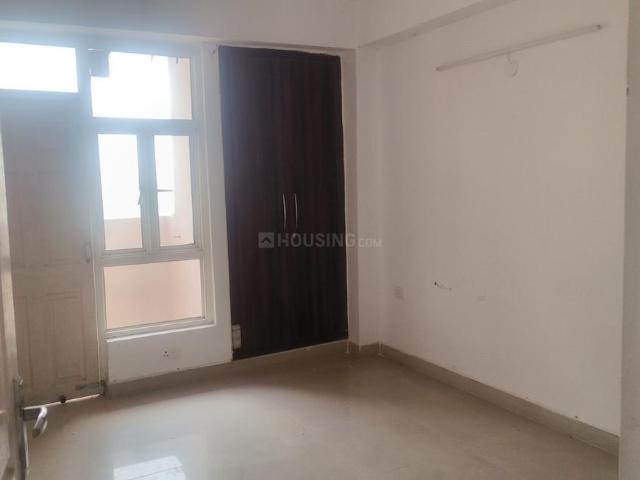 2.5 BHK Apartment in Sector 74 for resale Noida. The reference number is 20254665