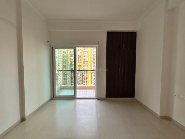 2.5 BHK Apartment in Sector 75 for resale Noida. The reference number is 19210029