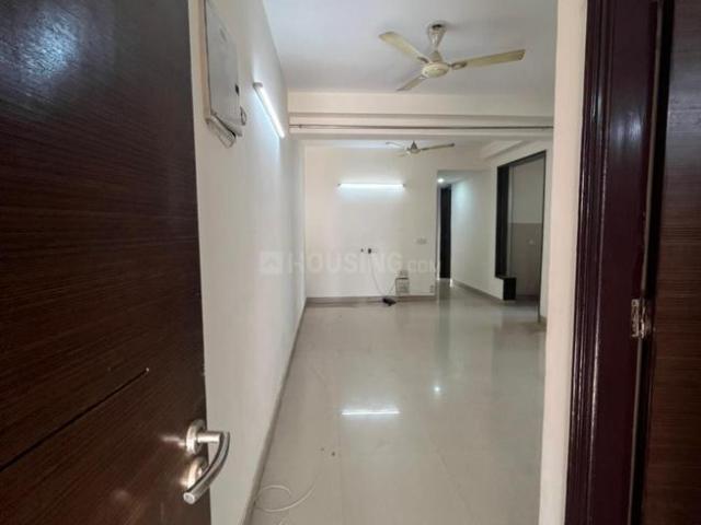 2.5 BHK Apartment in Sector 75 for resale Noida. The reference number is 19953350