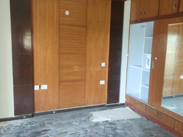 2.5 BHK Apartment in Sector 75 for resale Noida. The reference number is 19958473