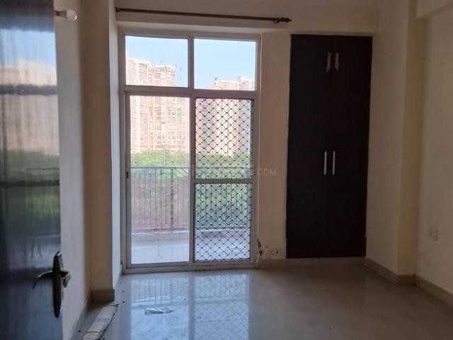2.5 BHK Apartment in Sector 76 for rent Noida. The reference number is 18687575