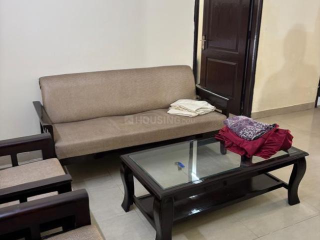 2.5 BHK Apartment in Sector 76 for rent Noida. The reference number is 18047516