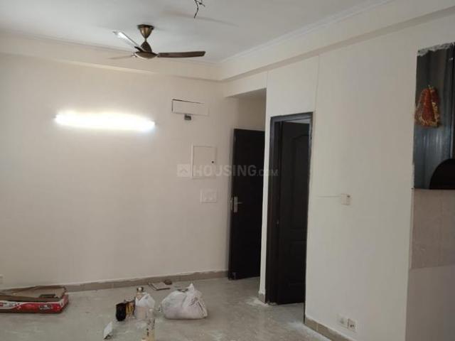 2.5 BHK Apartment in Sector 76 for rent Noida. The reference number is 19536299