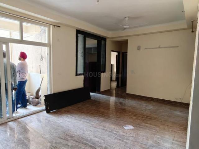 2.5 BHK Apartment in Sector 76 for rent Noida. The reference number is 19786222