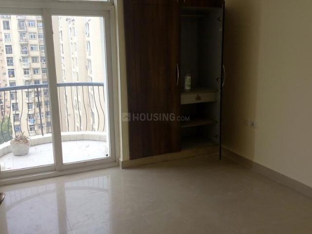 2.5 BHK Apartment in Sector 76 for rent Noida. The reference number is 19925911