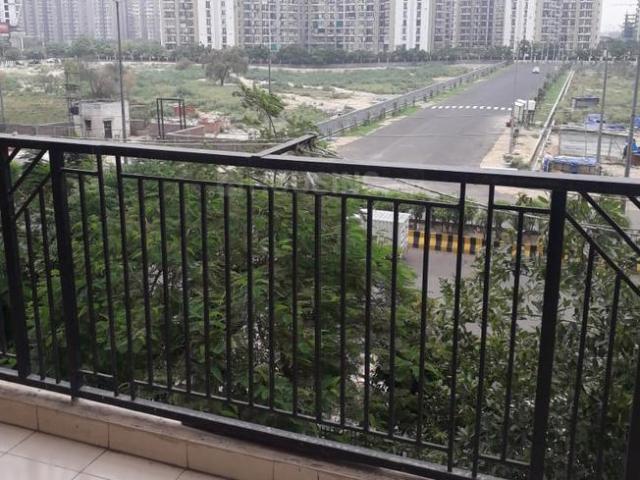 2.5 BHK Apartment in Sector 76 for rent Noida. The reference number is 20411591
