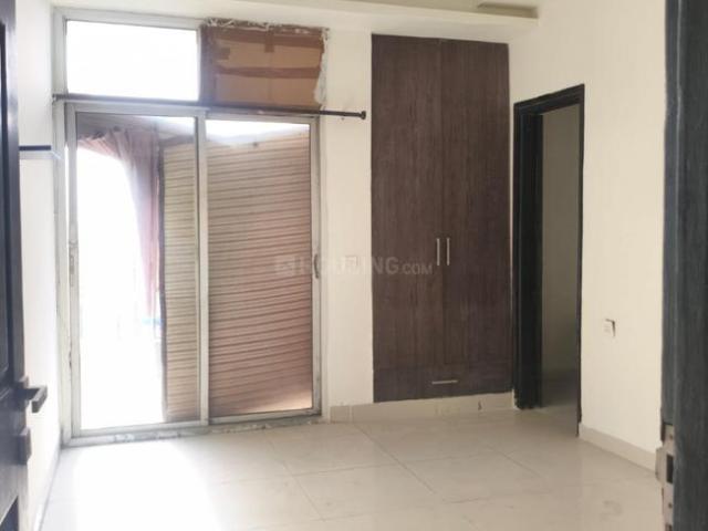 2.5 BHK Apartment in Sector 76 for rent Noida. The reference number is 20416596