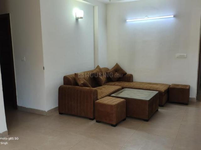 2.5 BHK Apartment in Sector 76 for rent Noida. The reference number is 20417298