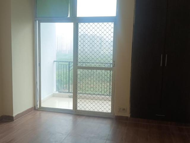 2.5 BHK Apartment in Sector 76 for rent Noida. The reference number is 20652180