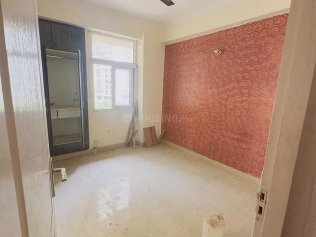 2.5 BHK Apartment in Sector 76 for rent Noida. The reference number is 20780157