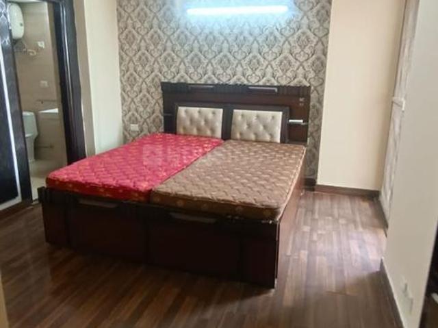 2.5 BHK Apartment in Sector 76 for rent Noida. The reference number is 20835500