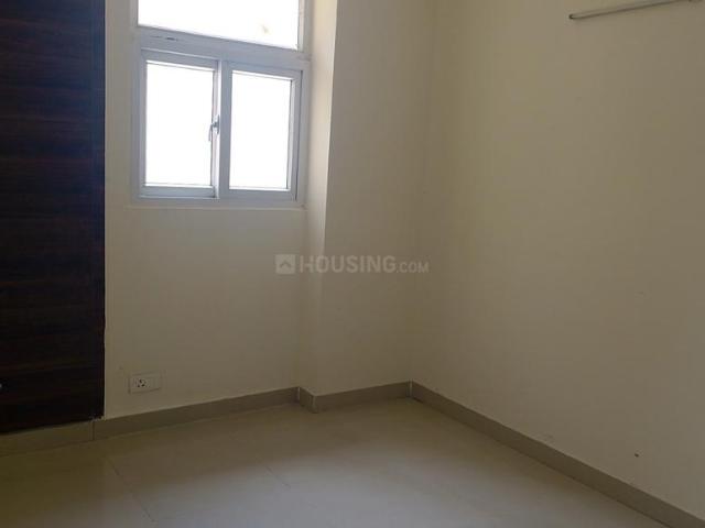 2.5 BHK Apartment in Sector 76 for rent Noida. The reference number is 20029169