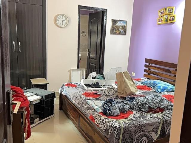 2.5 BHK Apartment in Sector 76 for rent Noida. The reference number is 20195016