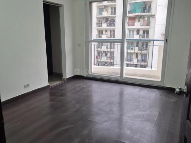 2.5 BHK Apartment in Sector 76 for rent Noida. The reference number is 20296340