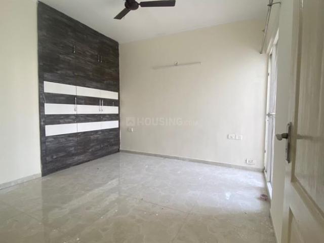 2.5 BHK Apartment in Sector 76 for rent Noida. The reference number is 20384076